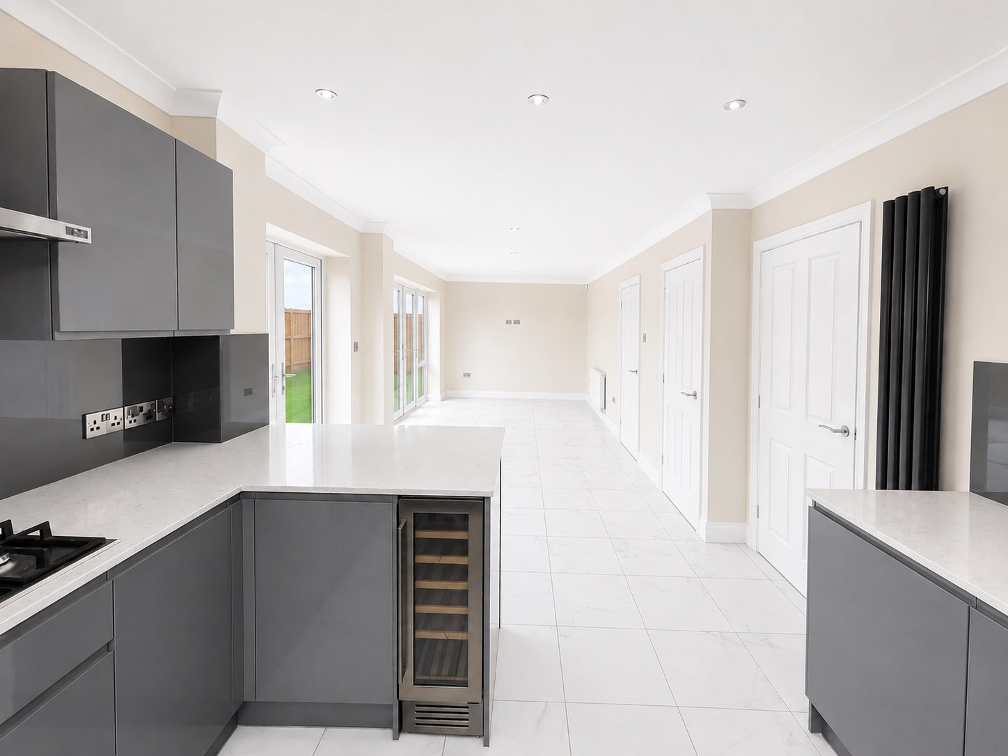 P1 Lowans Kitchen Pic 1