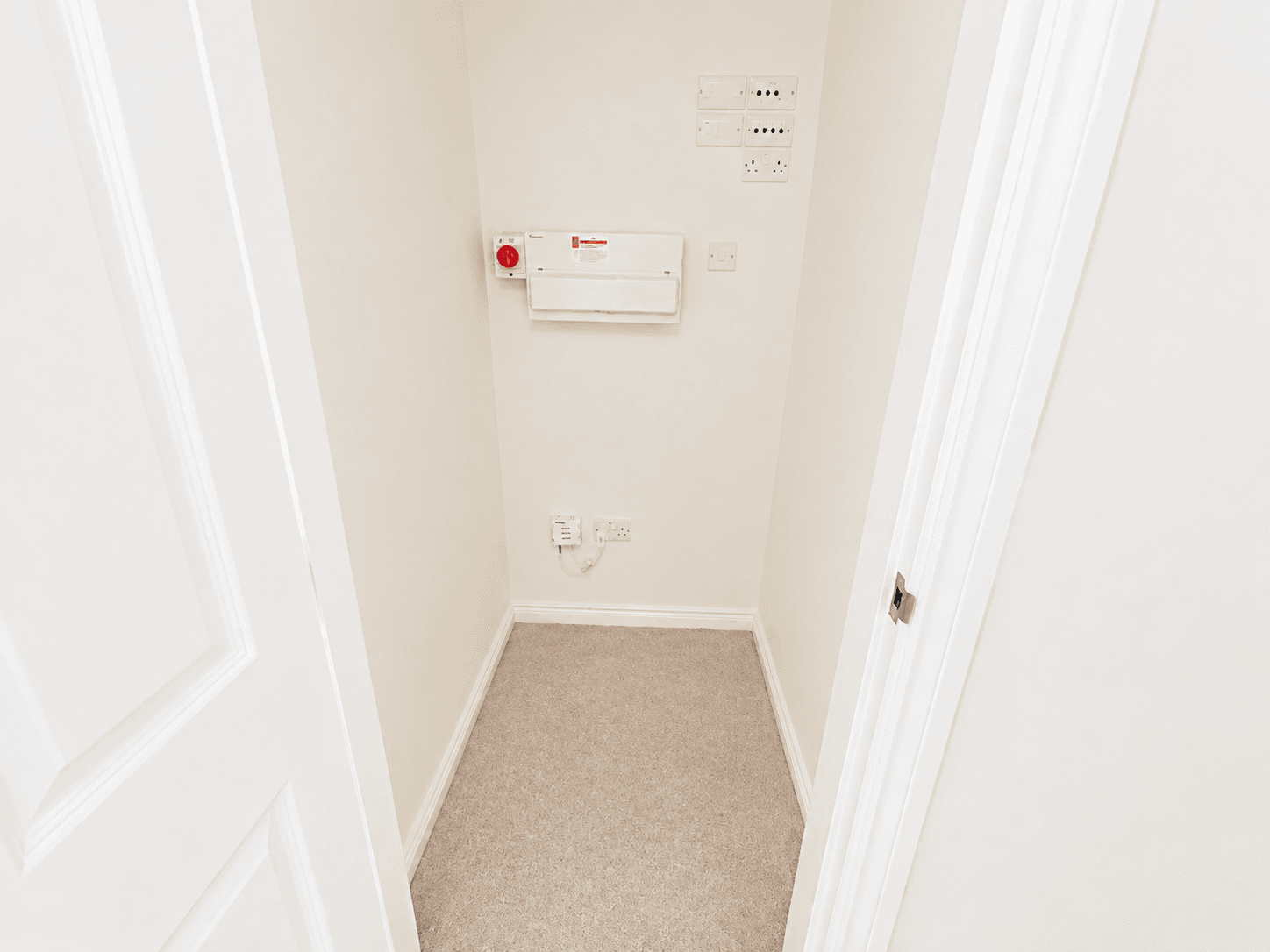 P15 Lowans Cupboard 1