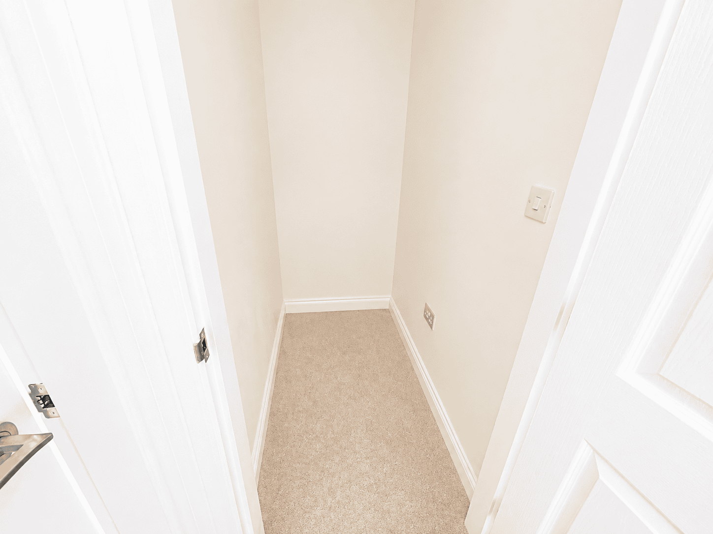 P15 Lowans Cupboard 2