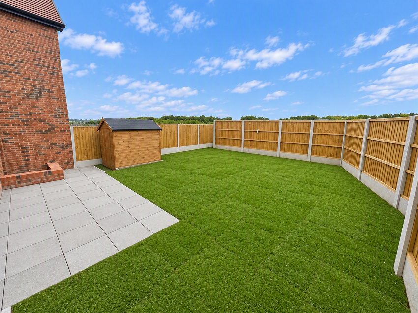P6 Lowans Garden Pic 2