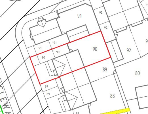 P90 Yew Tree Boundary