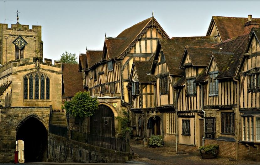 Warwick 2