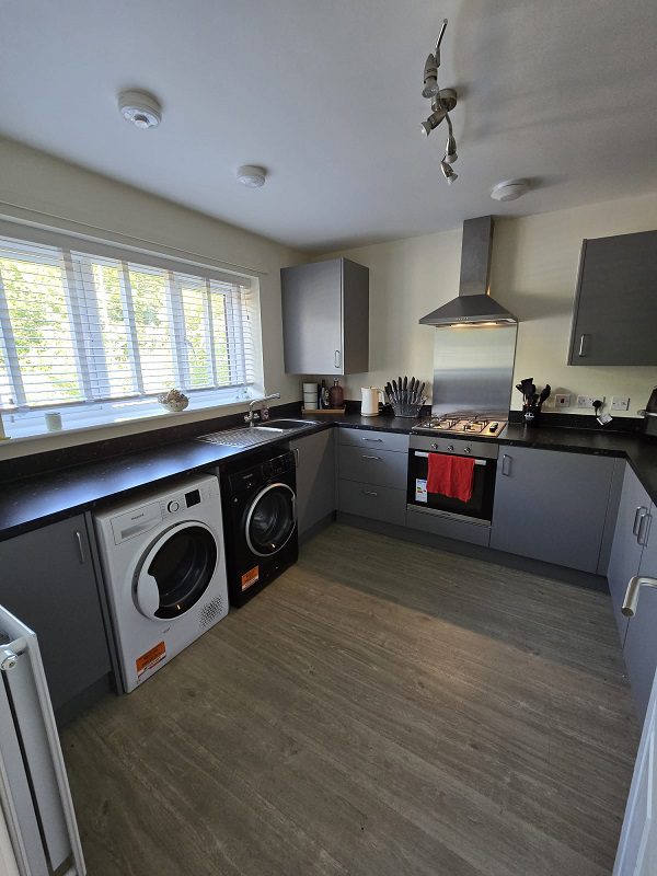 30 Triton Rd 20