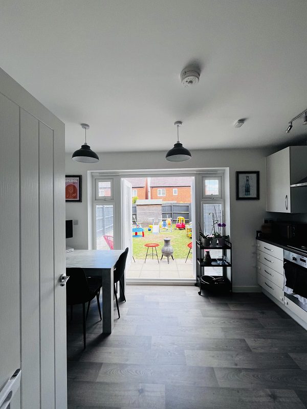 15 Harrow Close Kitchen 3