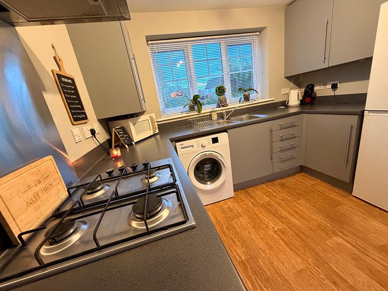 36 New Meadow Close Kitchen 2