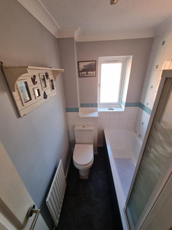 42 Byfield Rise 1000141836